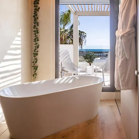 招待所 Xulos & 4*